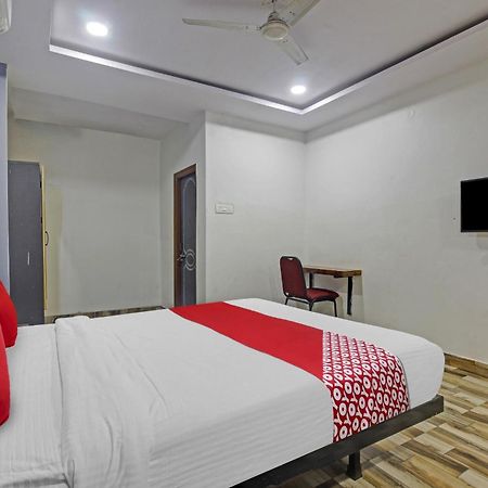 Super Hotel O Sri Sai Regency Хидерабад Екстериор снимка