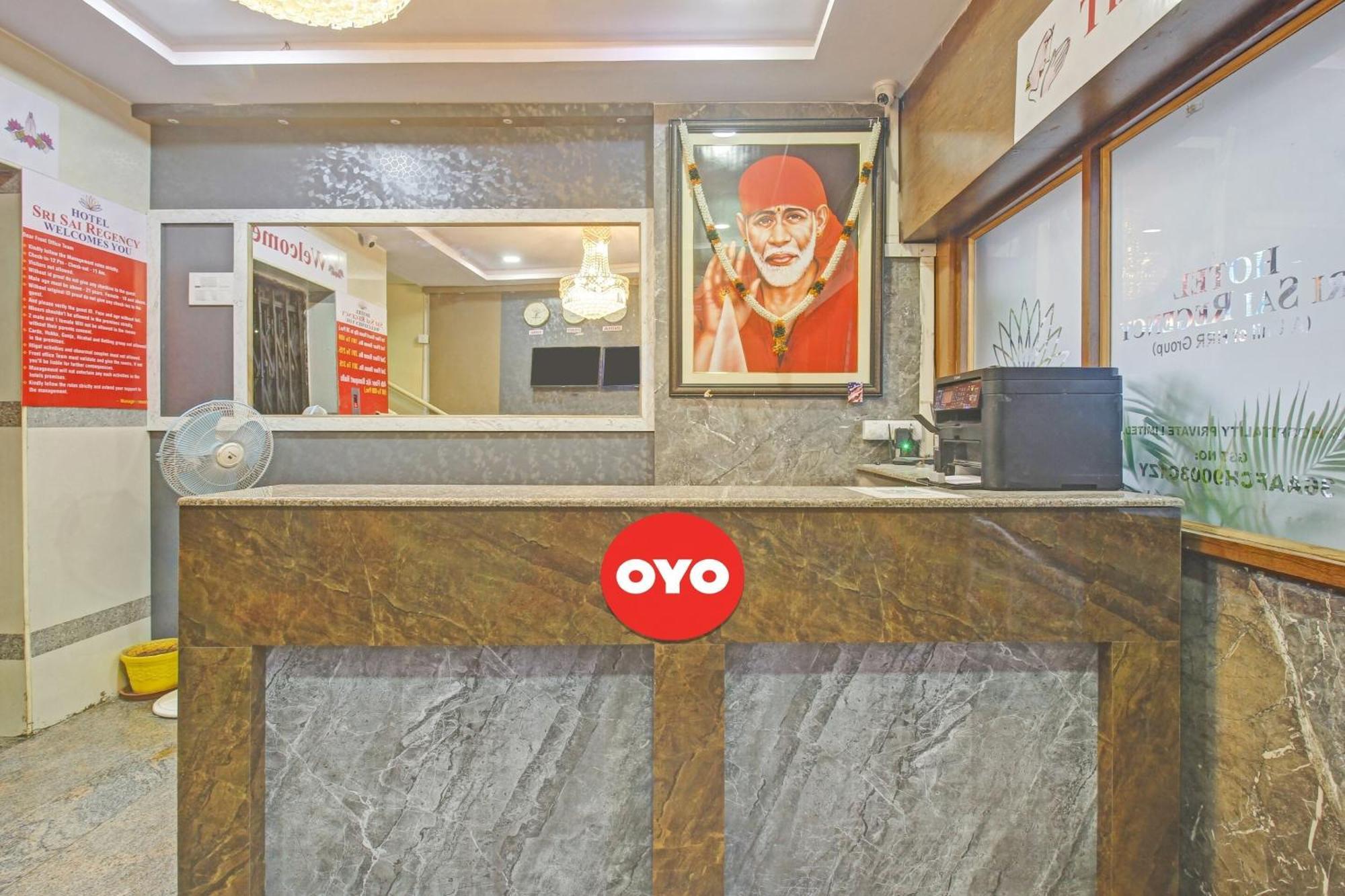 Super Hotel O Sri Sai Regency Хидерабад Екстериор снимка