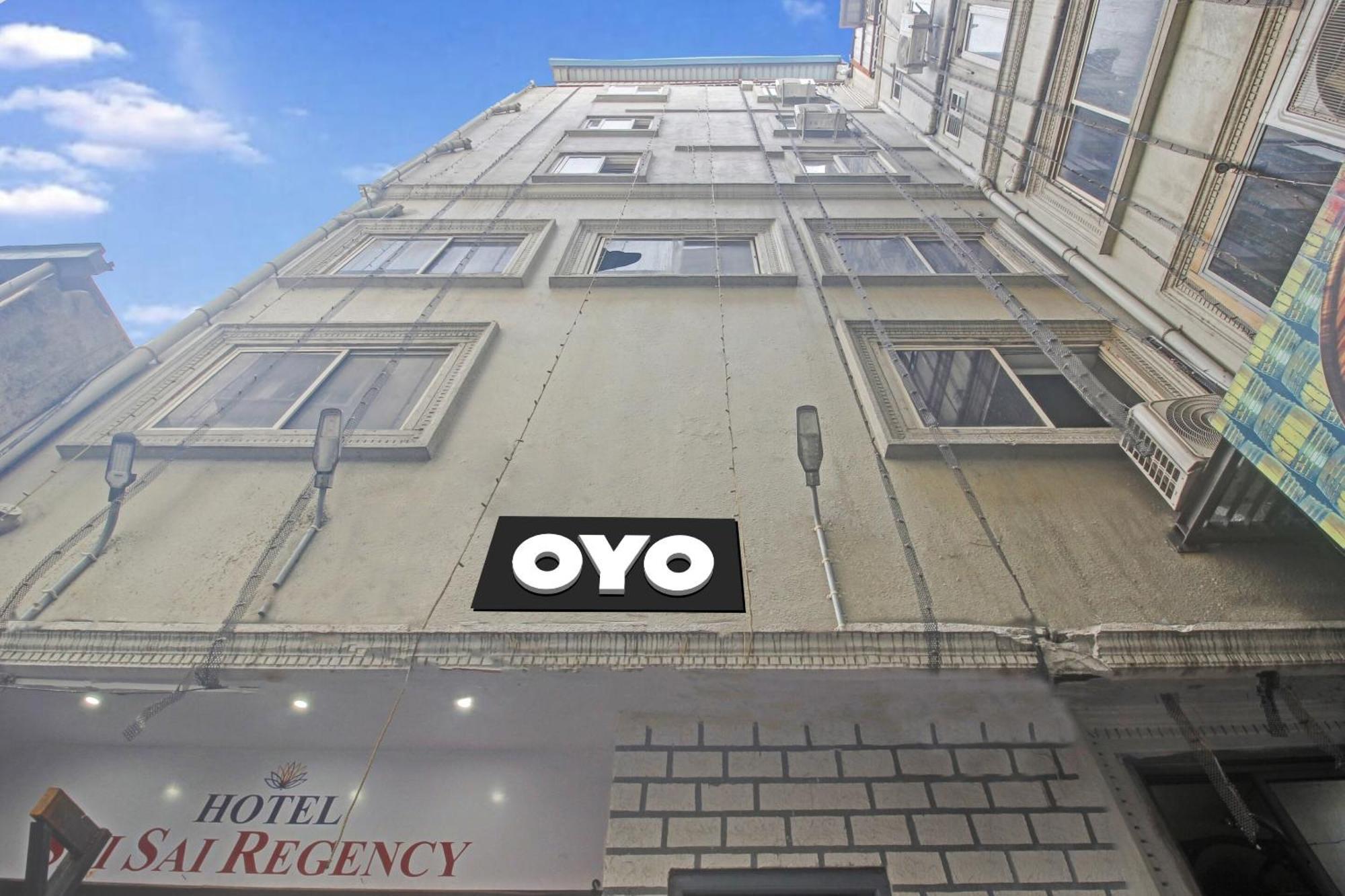 Super Hotel O Sri Sai Regency Хидерабад Екстериор снимка